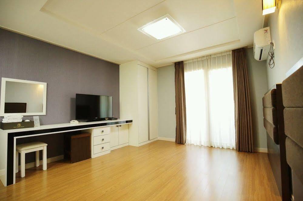 Jeju Airport Hotel Εξωτερικό φωτογραφία
